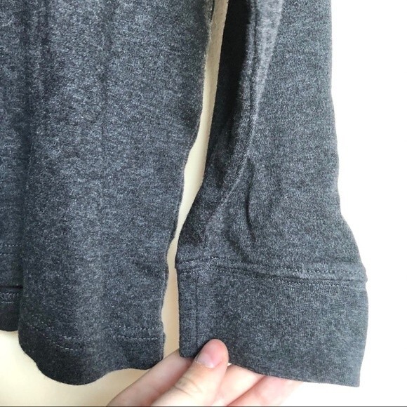 Talbots Grey Mock Neck Top Size Large - Picture 9 of 11